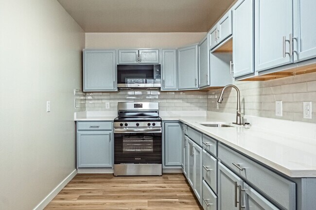 Building Photo - 3551 Baltimore Ave