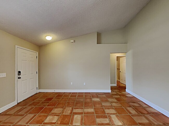 Building Photo - 2957 Allston St