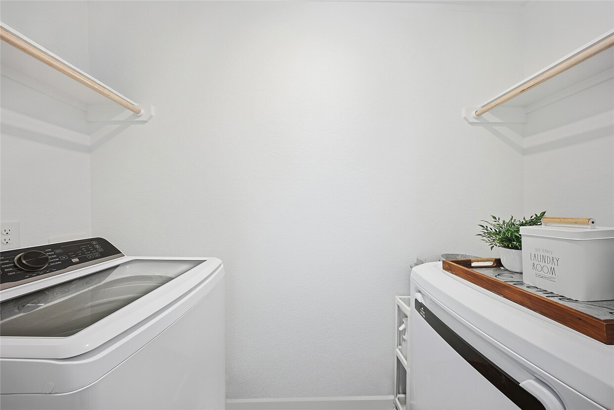 Building Photo - 1135 Rustic Willow Dr