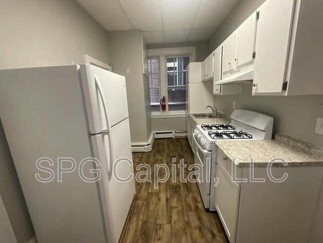 Building Photo - 51 Chambersburg St