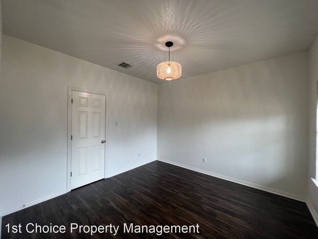 Building Photo - 4 br, 3 bath House - 306 Howard Way Dr