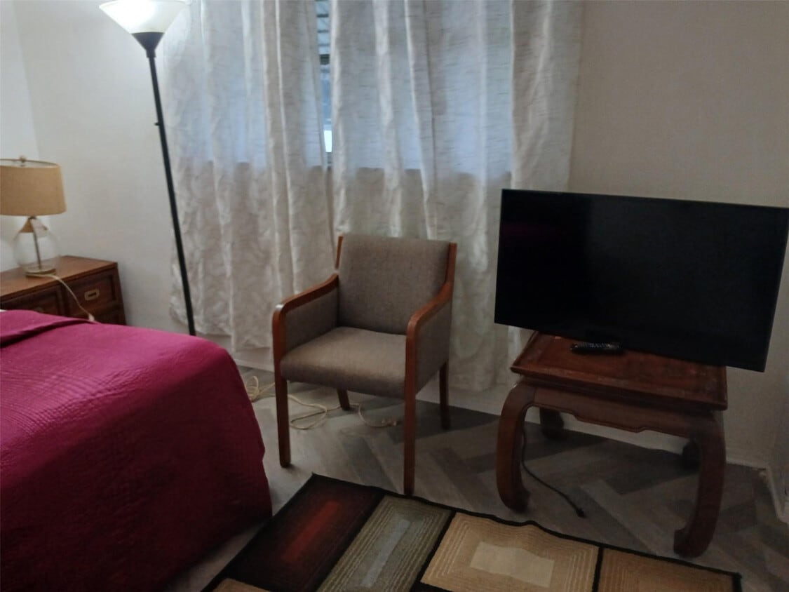 Foto del edificio - 3852 NW 34th St