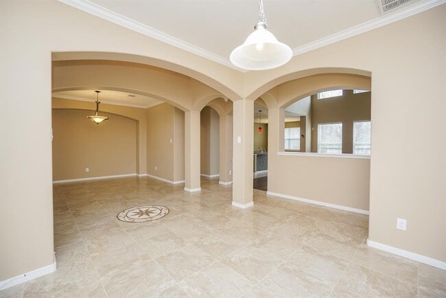 Building Photo - 3211 London Ln