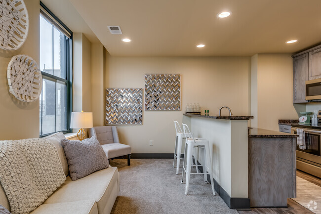 1BR, 1BA - The Lofts at Plankinton