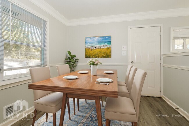 Foto del edificio - 4769 Ridgewood Dr