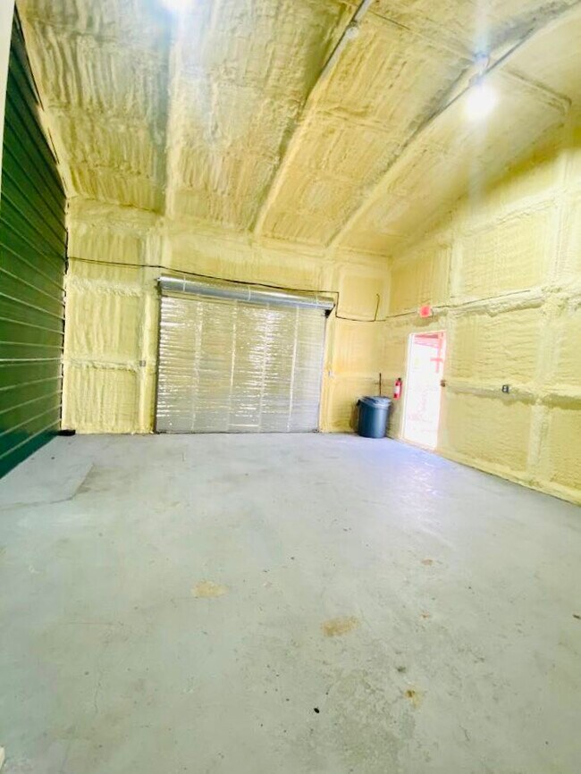 Foto del edificio - 704 E Loop 374