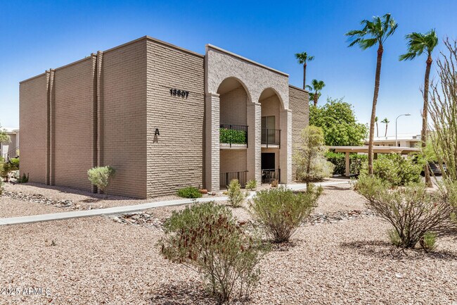 Building Photo - 13607 N Hamilton Dr