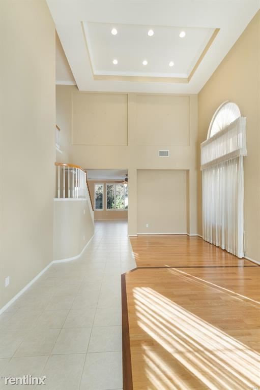 Foto principal - 5 br, 3 bath House - 2687 Capella Way
