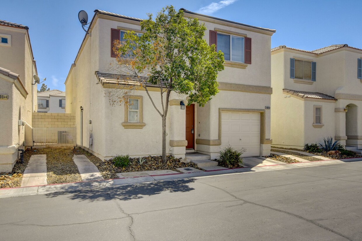 Primary Photo - Cozy Two Story Home