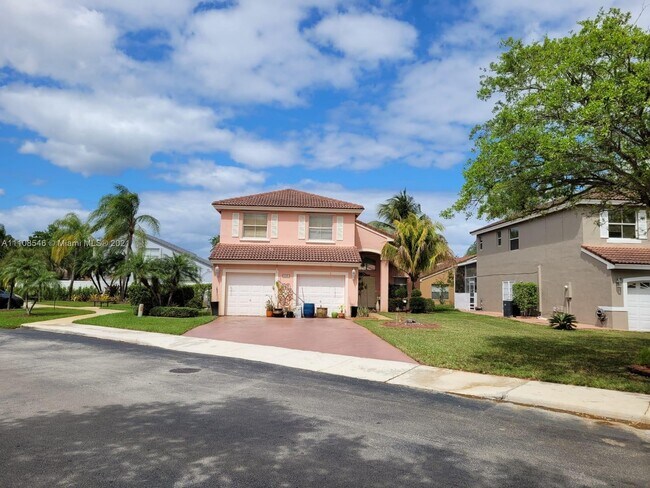 Building Photo - 253 NW 166th Ave