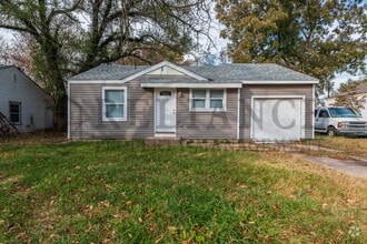 Building Photo - 1041 S Christine Ave