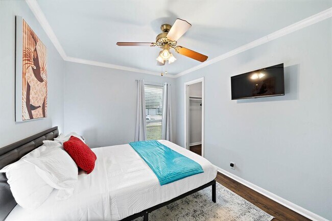 Foto del edificio - 1825 Locksford St