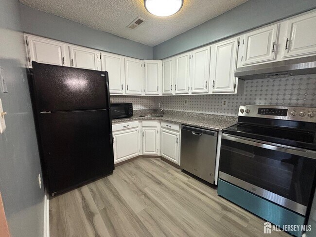 Foto del edificio - 2015 Aspen Dr