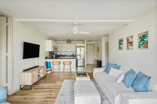 Foto del edificio - 430 Kaiolu St