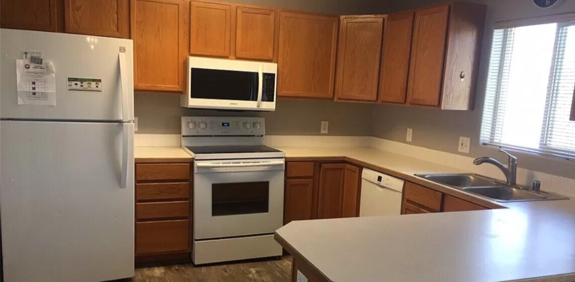 Foto del edificio - 1712 E Wildcat Ln