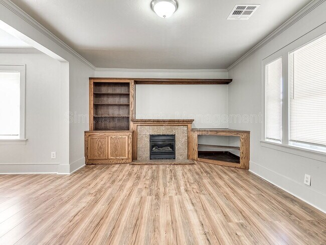 Foto del edificio - 912 NW 98th St