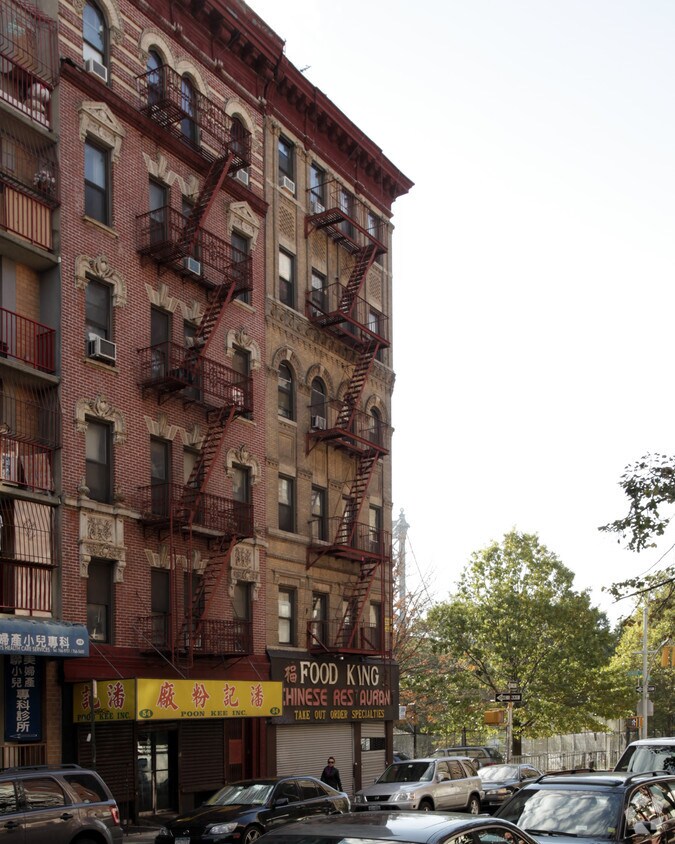 Building Photo - 56 Market St