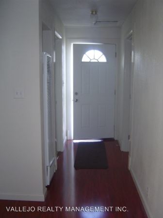 Building Photo - 827 Pennsylvania St
