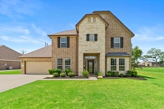 Building Photo - 9502 Windsong Dr