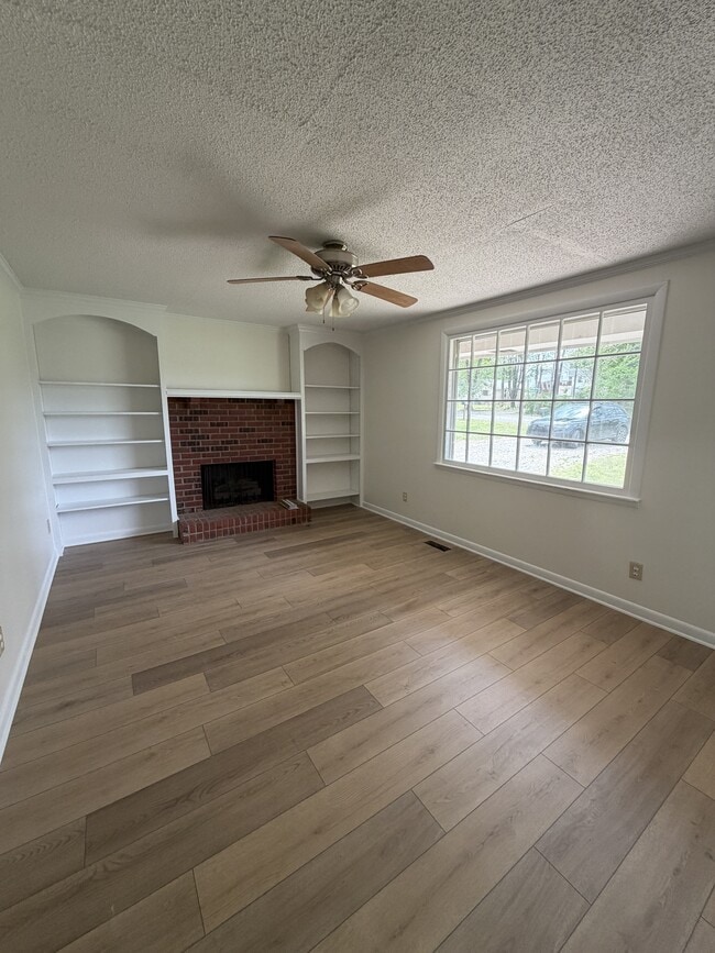 Photo - 131 Neal Blvd House