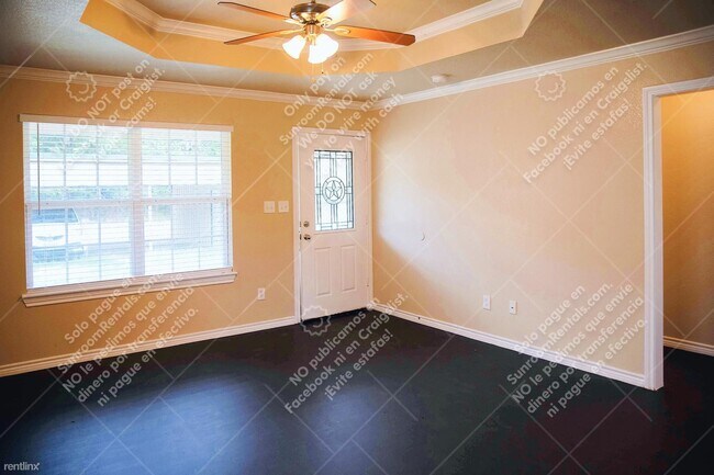 Foto del edificio - 2 br, 1 bath Triplex - 780 Rocky Ridge Flatts