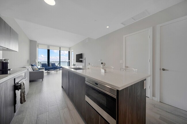 Foto del edificio - 480 NE 31st St