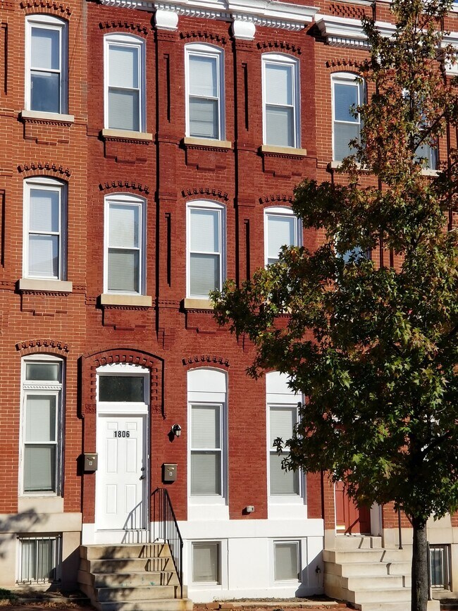 Building Photo - 1806 W Baltimore St