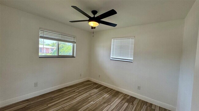 Foto del edificio - 3120 SW 35th Ave