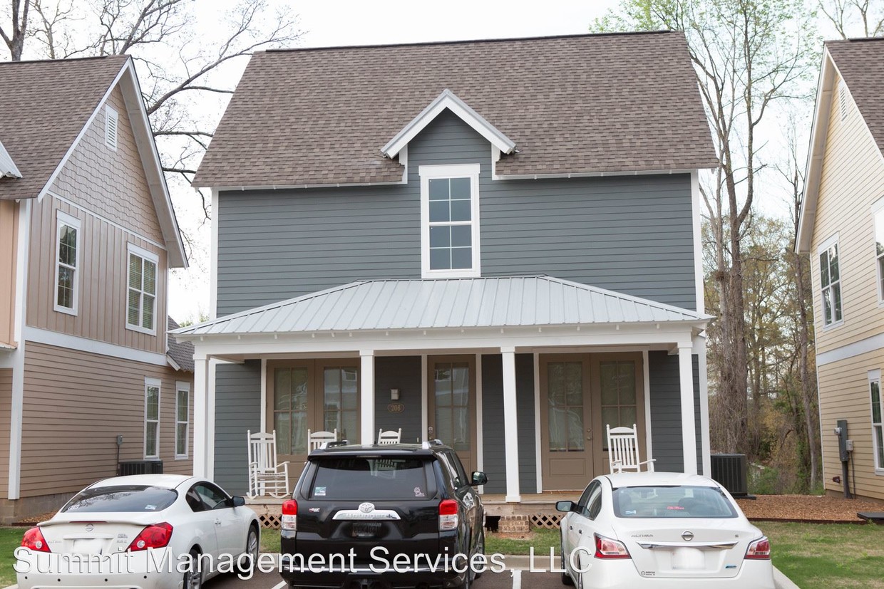 Primary Photo - 703 S 19th St