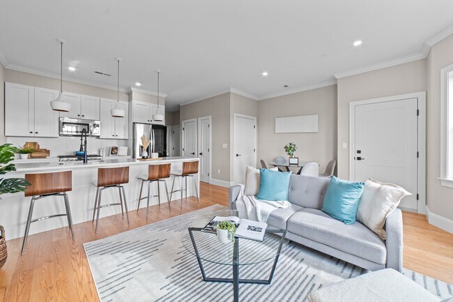 Building Photo - 31 Boardman St