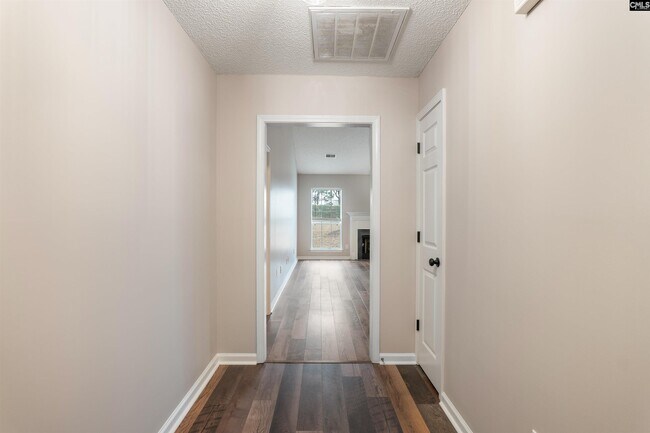 Foto del edificio - 313 Rolling Knoll Dr