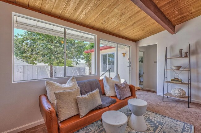 Building Photo - 1165 Bella Vista Ct