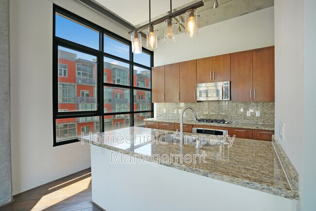 Building Photo - 1050 Island Ave