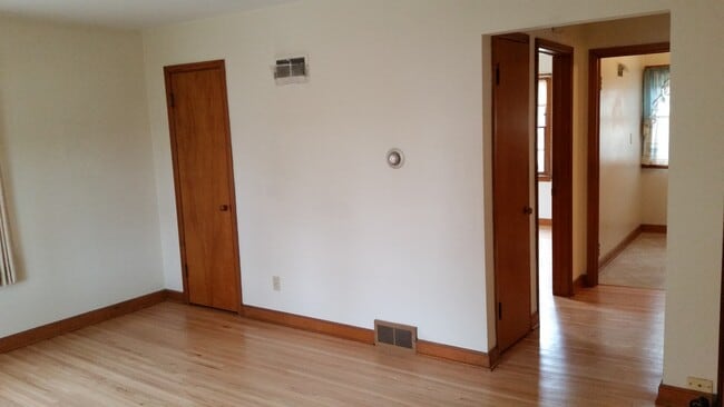 Foto del edificio - 8329 W North Ave