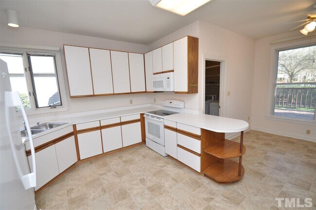 Foto del edificio - 103 Kemper Ln