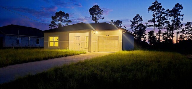 Foto del edificio - Brand New, 2/2/1 Single Family Home-Great ...