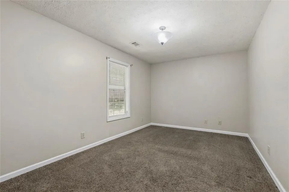 Foto del edificio - 3968 Brantley Dr