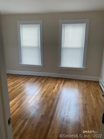 Foto del edificio - 211 W Thames St