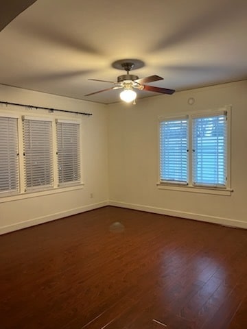 living room - 2103 Huntington Dr