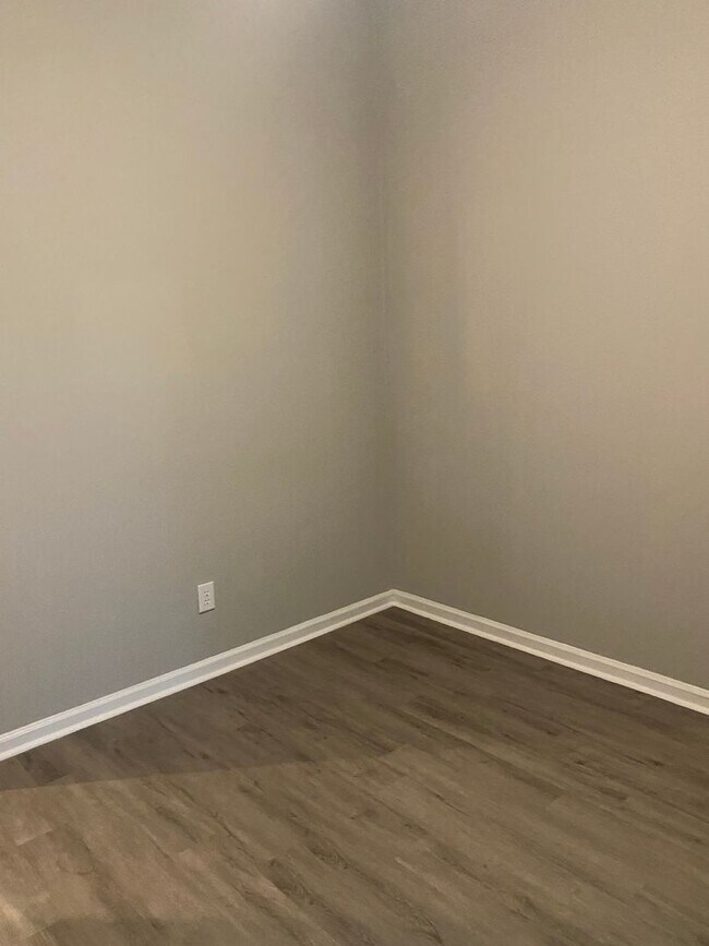 Foto del edificio - Cozy 2 bedroom and 1 bath duplex