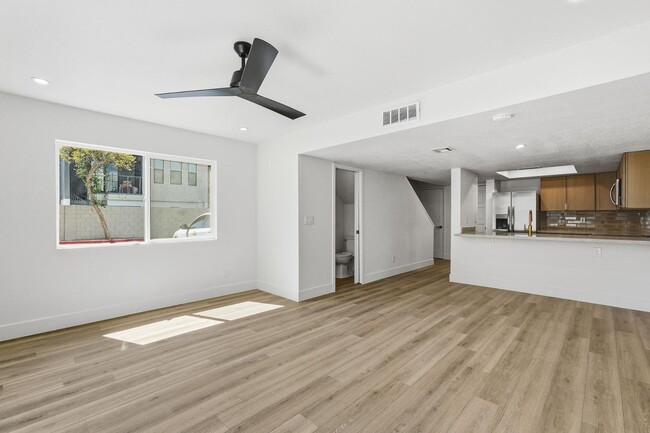 Foto del edificio - 122 S Hardy Dr