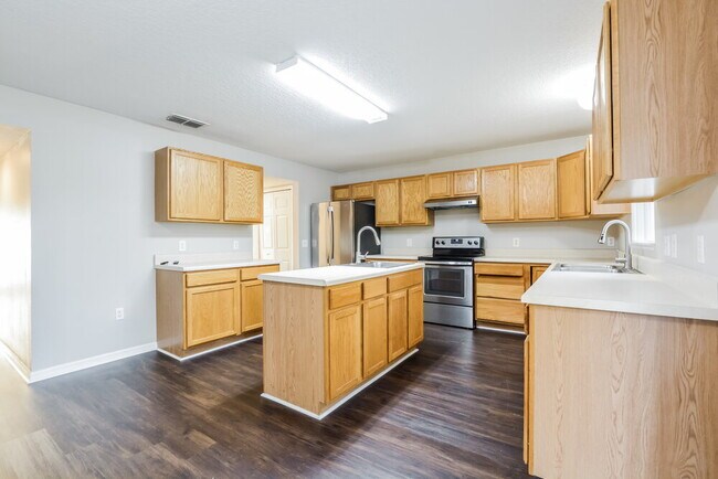 Building Photo - 2461 Palmetto Ridge Cir