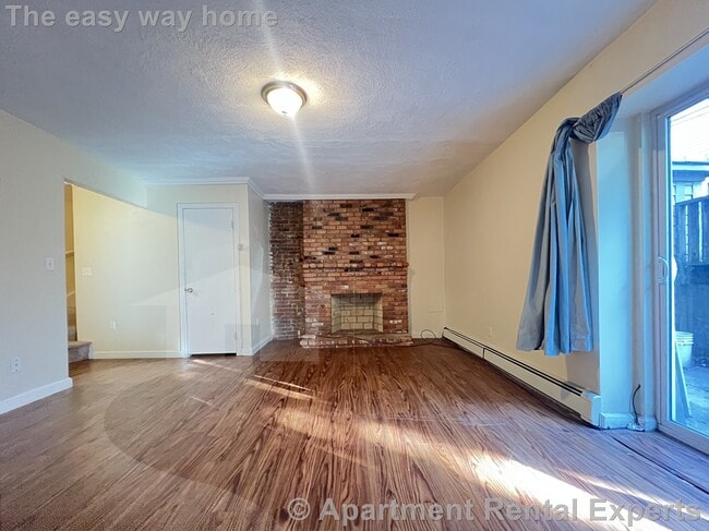 Building Photo - 54 Bishop Allen Dr