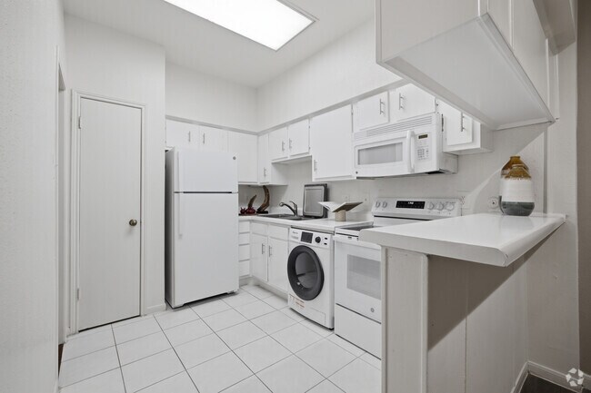 Interior Photo - Woodlake on the Bayou Apartments