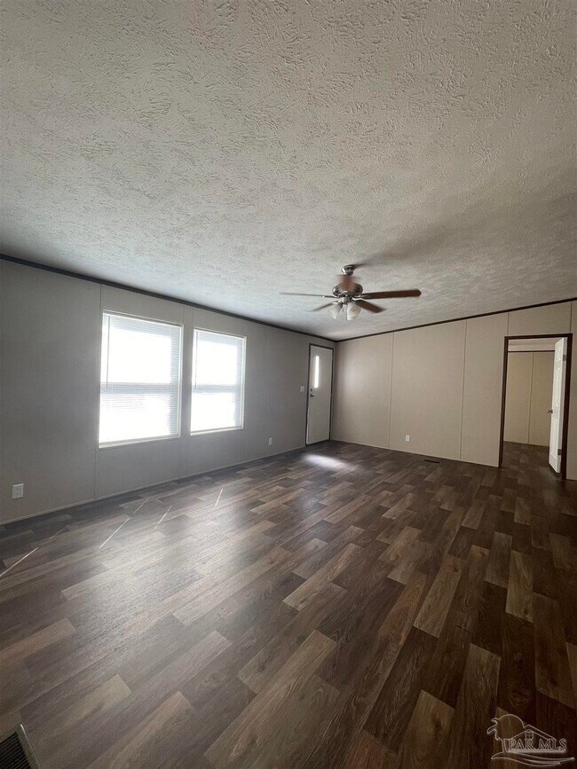 Foto del edificio - 6460 Appaloosa Ave