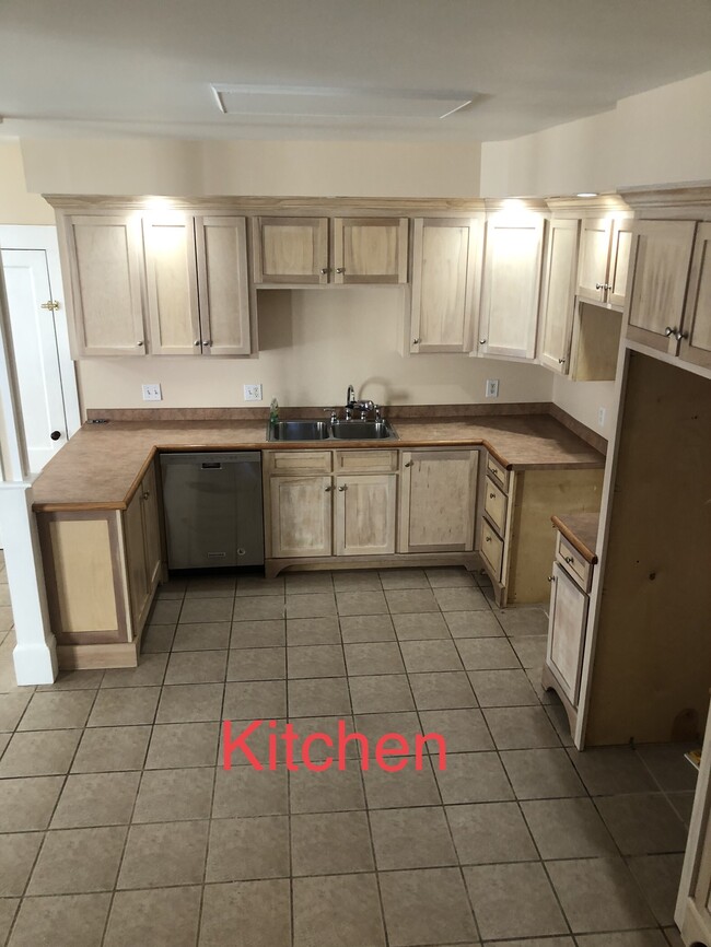 Kitchen - 490 Main St