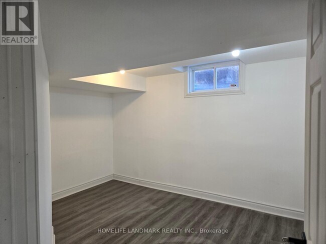 Photo du bâtiment - 9 Vanier St