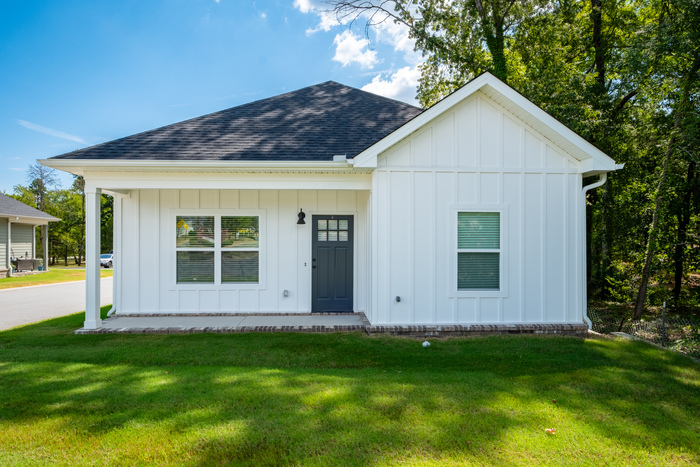 Foto principal - Brand New Construction in West Little Rock