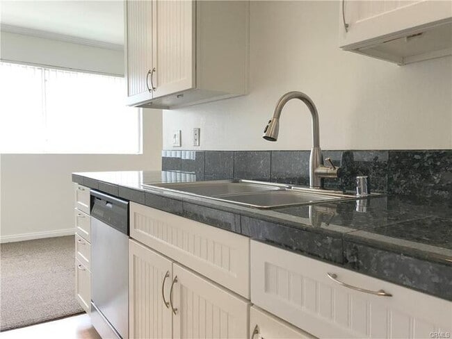 Building Photo - 4424 San Jose St