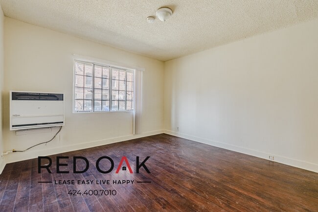 Building Photo - 259 S Harvard Blvd